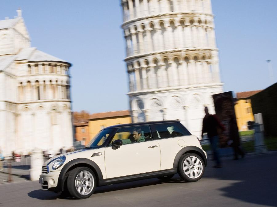  Mini Cooper D 2007 года  (фото 3 из 35)